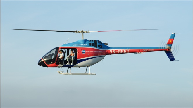 Sau bao ngày chờ đợi, tour trực thăng đầu tiên dạo quanh TP.HCM đã công bố giá cho 1 lần bay - Ảnh 3.