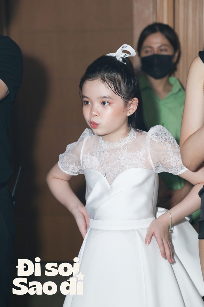 Hot: Phương Trinh Jolie lần đầu công khai con gái 9 tuổi trong đám cưới - Ảnh 4.