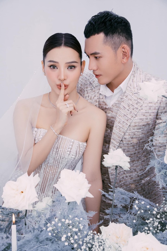 Chú rể Lý Bình tung loạt ảnh nét căng trong hôn lễ, có chia sẻ đầu tiên sau đám cưới đắt đỏ với Phương Trinh Jolie  - Ảnh 7.