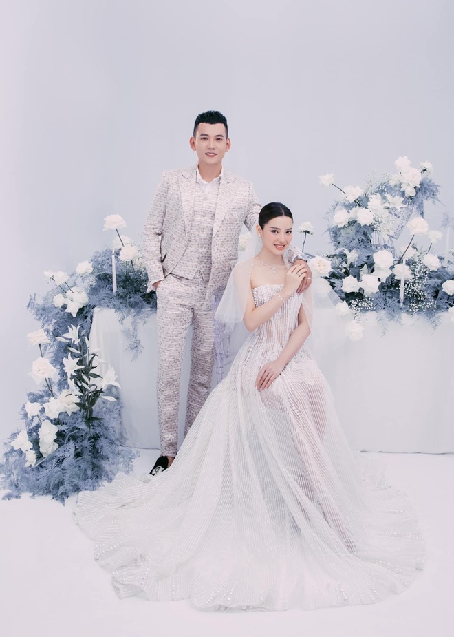 Chú rể Lý Bình tung loạt ảnh nét căng trong hôn lễ, có chia sẻ đầu tiên sau đám cưới đắt đỏ với Phương Trinh Jolie  - Ảnh 8.