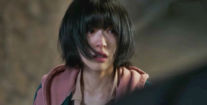 Phim Hàn có tạo hình đỉnh nhất năm đây rồi: Nữ chính khóc mà đẹp vô thực, Ji Chang Wook giống nam thần Conan thế này? - Ảnh 6.