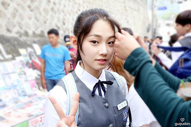 3 phim Hàn chọn diễn viên phiên bản thiếu niên - trưởng thành nhìn sai ơi là sai: Kim Tae Ri với chị gái U50 này có gì liên quan à? - Ảnh 4.