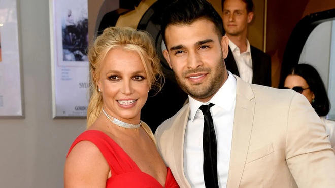 Britney Spears bị sảy thai ngay sau khi thông báo cưới, Paris Hilton và hơn 1,2 triệu fan đồng loạt chia buồn - Ảnh 4.