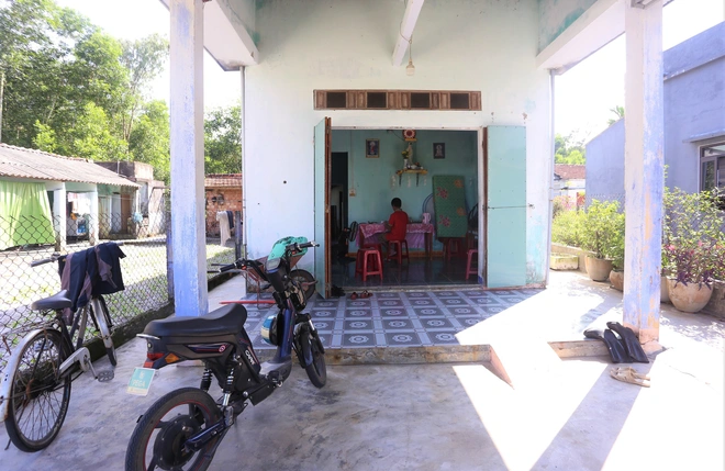 Cuộc sống của cha con người rắn ở Quảng Nam giờ ra sao? - Ảnh 4.