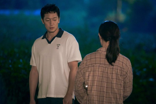 Trai đẹp này bị phim của Kim Ji Won dìm visual tơi tả: Xuống sắc tệ nhưng vẫn chuẩn bạn trai trong mơ! - Ảnh 5.
