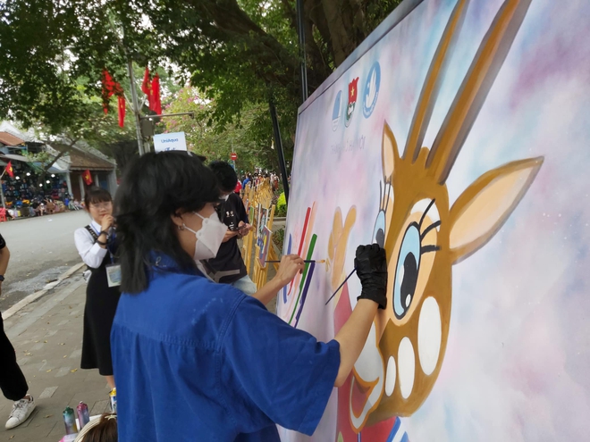Tưng bừng ngày hội Festival Thanh niên Đông Nam Á chào đón SEA Games 31, “cháy” nhất là đêm gala quy tụ loạt ca sĩ đình đám và đại nhạc hội sinh viên hoành tráng - Ảnh 18.