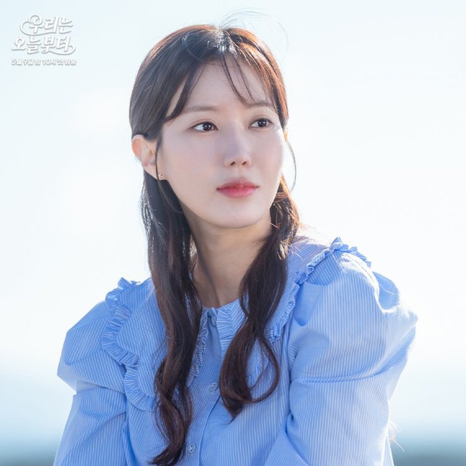 Mê mẩn tạo hình của hội mỹ nhân Hàn sắp tái xuất: Seo Ye Ji tựa nữ hoàng, Seohyun (SNSD) như công chúa cổ tích luôn - Ảnh 8.