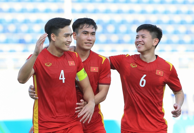 Bùi Hoàng Việt Anh: Tôi chạnh lòng khi nhiều người nói U23 Việt Nam chưa tốt trước VCK U23 châu Á 2022 - Ảnh 1.