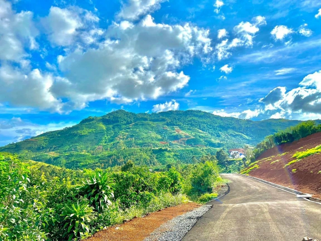 Có một Blao quá đỗi xinh đẹp trong phim Em và Trịnh: Cao nguyên hoang sơ, mộc mạc và đầy chất thơ - Ảnh 5.