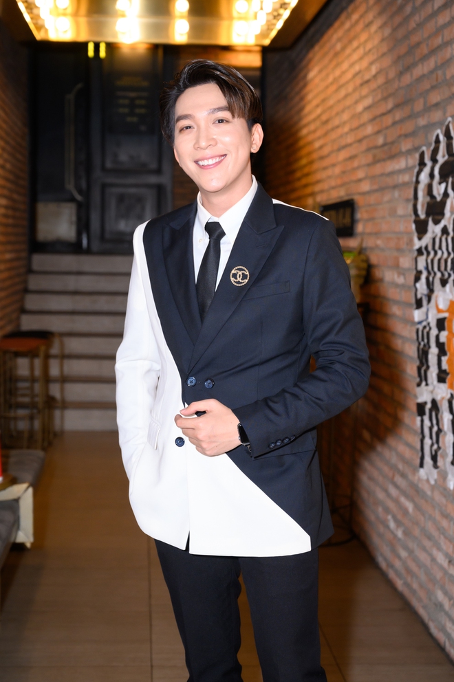 Trịnh Thăng Bình bất bình vì EXO hát hit của mình được khen sang hơn, bế tắc trong việc tái kí hợp đồng với Liz Kim Cương - Ảnh 18.