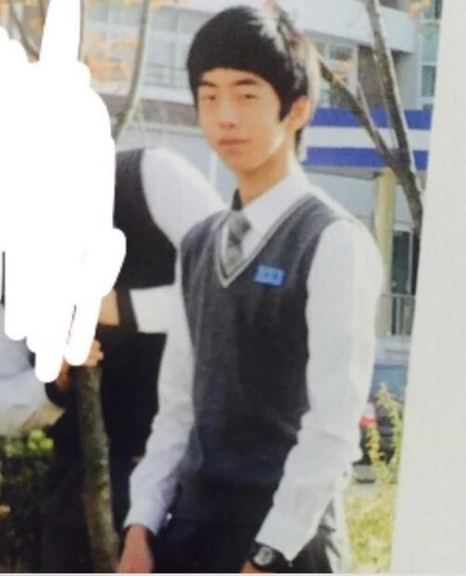 Loạt ảnh thời đi học của nam thần Nam Joo Hyuk, ca dậy thì thành công nhất xứ Hàn chắc là đây - Ảnh 2.