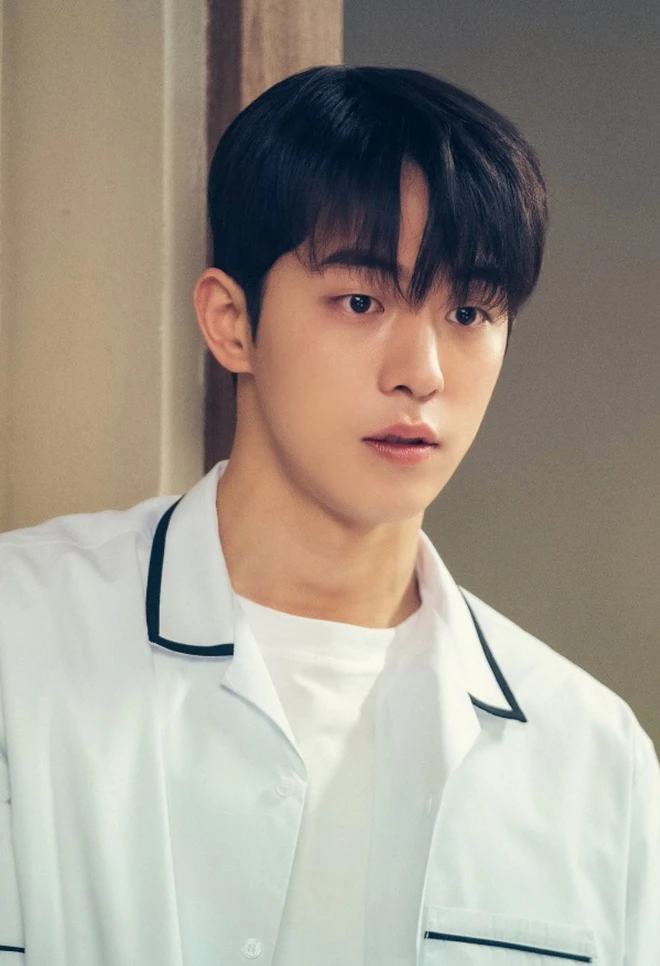 Loạt ảnh thời đi học của nam thần Nam Joo Hyuk, ca dậy thì thành công nhất xứ Hàn chắc là đây - Ảnh 5.