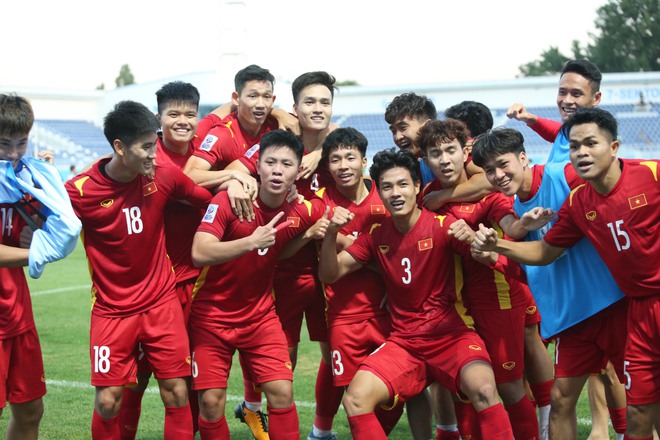 Giành được điểm số không tưởng trước U23 Hàn Quốc, U23 Việt Nam mở toang cánh cửa đi tiếp tại giải châu Á - Ảnh 2.