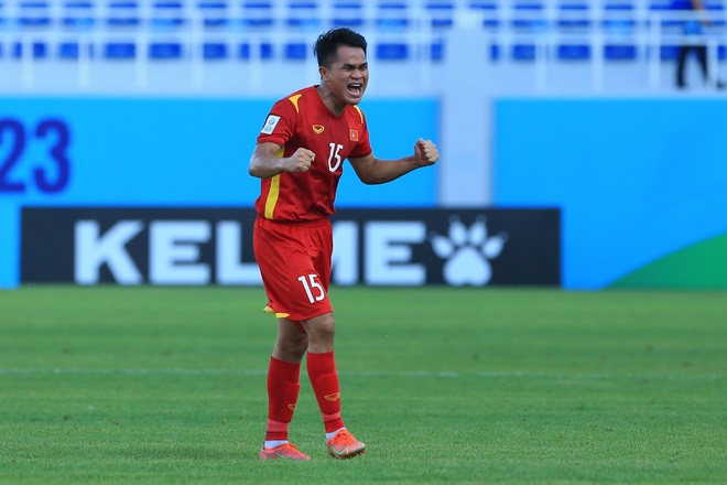 Điểm nhấn trận đấu U23 Việt Nam vs U23 Malaysia: Trọng tài xem VAR 6 phút, thẻ đỏ và phạt đền - Ảnh 6.
