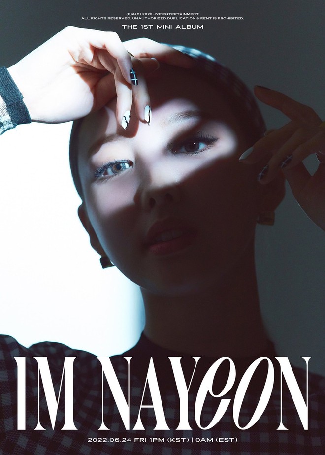Nayeon (TWICE) nhá hàng loạt ảnh ra mắt solo xinh đẹp, JYP tung nhóm nhỏ đầu tiên của ITZY - Ảnh 8.