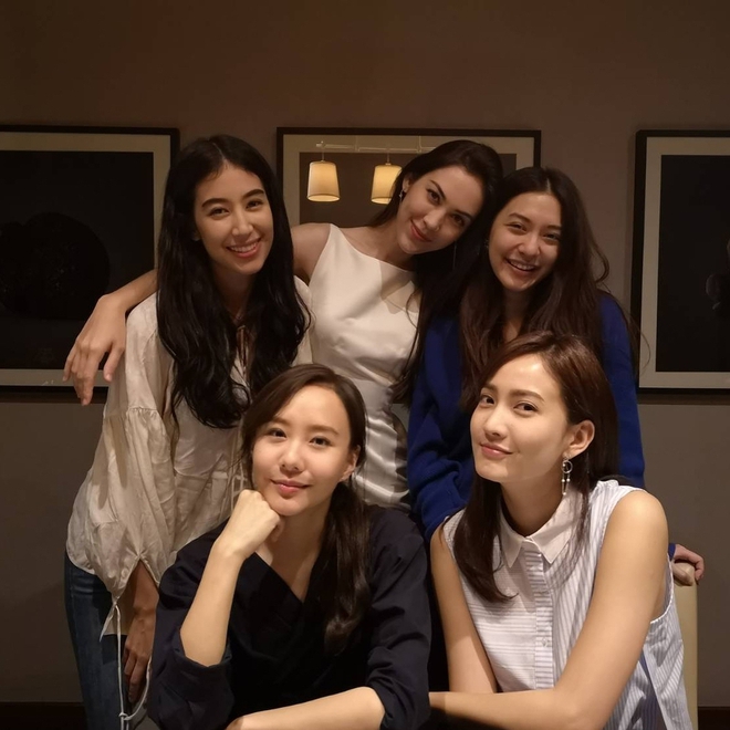 Châu Á có 8 hội bạn “kim cương”: Nhóm của Jennie và Song Joong Ki toàn siêu sao, ồn ào nhất là hội Triệu Vy và dàn mỹ nhân Thái - Ảnh 31.