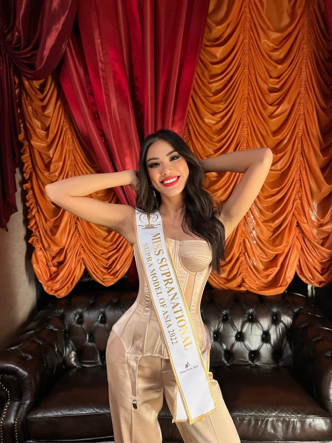 Chính thức công bố quốc phục của Kim Duyên tại Miss Supranational 2022 - Ảnh 6.