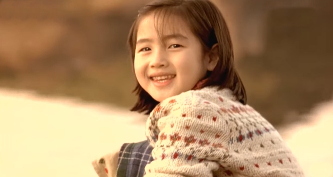 Không thể nhận ra con gái Son Ye Jin sau 19 năm: Sao nhí siêu cưng đã thành mỹ nhân xinh đẹp rồi!  - Ảnh 4.