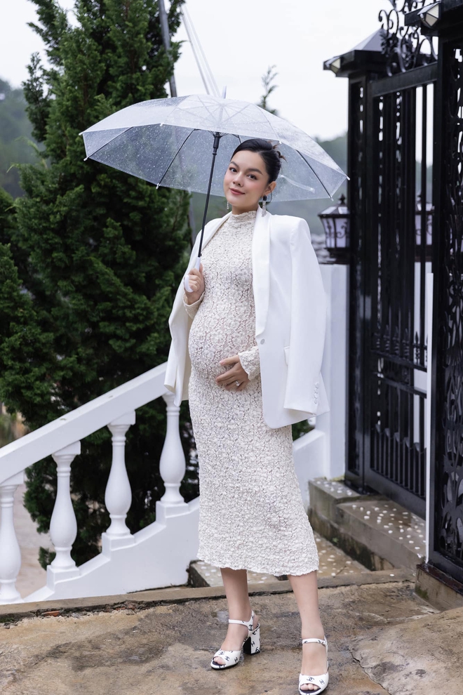 5 mẹ bầu sao Việt: Phanh Lee khoe nhan sắc ấn tượng ở Châu Âu, vợ Lê Dương Bảo Lâm giản dị bất ngờ - Ảnh 6.
