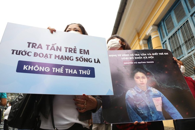 Trước giờ diễn ra phiên xử bé gái 8 tuổi bị dì ghẻ bạo hành đến tử vong: Người dân chờ một bản án công bằng? - Ảnh 6. Trước giờ diễn ra phiên xử bé gái 8 tuổi bị dì ghẻ bạo hành đến tử vong: Người dân chờ một bản án công bằng? - Ảnh 6.