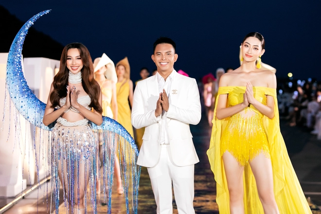 “Đã mắt” với phần trình diễn của Top 37 thí sinh Miss World Vietnam 2022 trên sàn runway dài 300m mặc cho trời mưa - Ảnh 9.