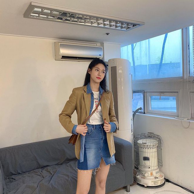 11 bộ váy cưới mang tính biểu tượng của mỹ nhân Hàn Son Ye Jin chịu chơi  Park Shin Hye cũng không kém cạnh