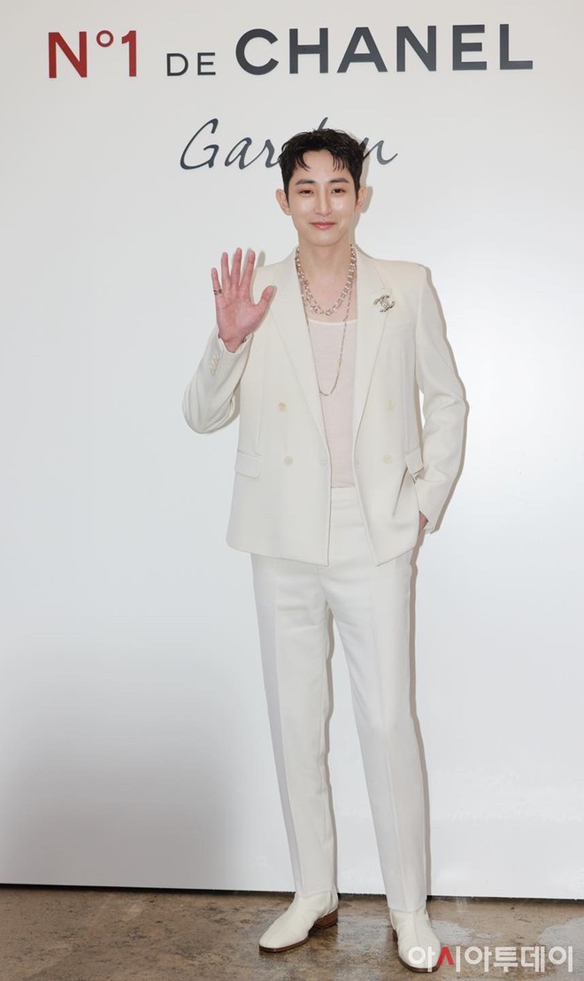 Sao Hàn nô nức đổ bộ sự kiện của Chanel: NewJeans lần đầu xuất hiện đã được khen, Chaeyoung (TWICE) mặc đơn giản vẫn cực ngầu - Ảnh 8.