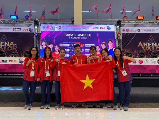 Xuất sắc vượt qua Thái Lan, tuyển nữ Liên Quân Mobile Việt Nam giành HCV tại Đại hội thể thao sinh viên Đông Nam Á - Ảnh 1.