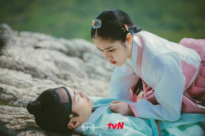Sao nhí một thời giờ đã thành mỹ nhân cổ trang, vừa tái xuất đã lập tức tạo ra cơn sốt - Ảnh 4.
