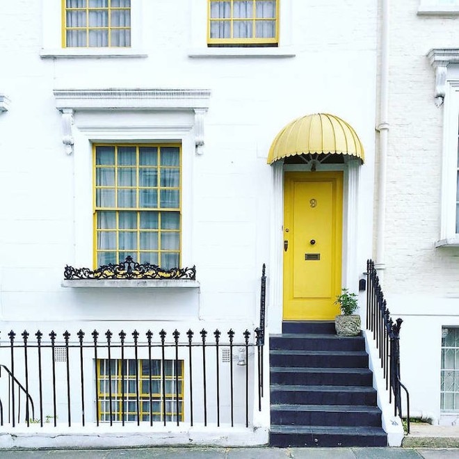 colorful-front-doors-photography-london-bella-foxwell-90-5c36fa8f63442__700