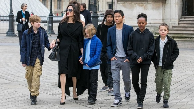 Cách dạy con khác biệt của mẹ Mèo Angelina Jolie khiến nhiều người trầm trồ - Ảnh 2.