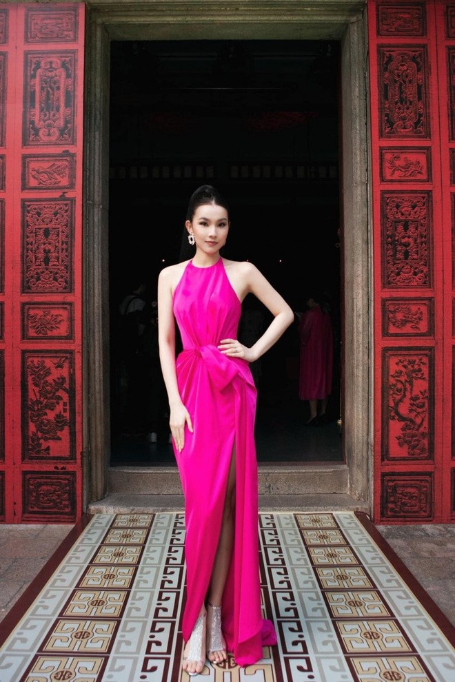 Hoa hậu Vbiz đầu tiên giúp Việt Nam vào top Miss Universe và cuộc sống lui về hậu trường hiện tại - Ảnh 11.